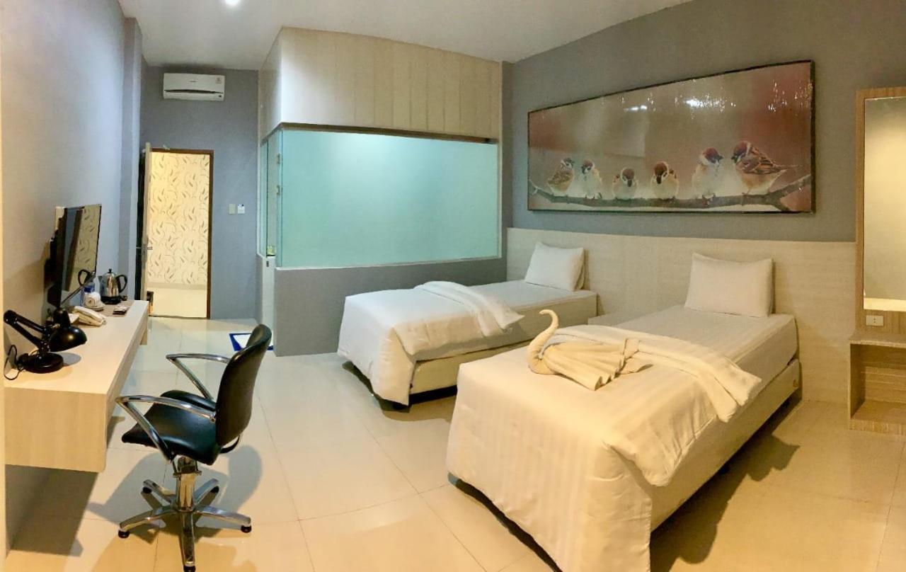 Hip Hope Hotel Banda Aceh Exterior foto